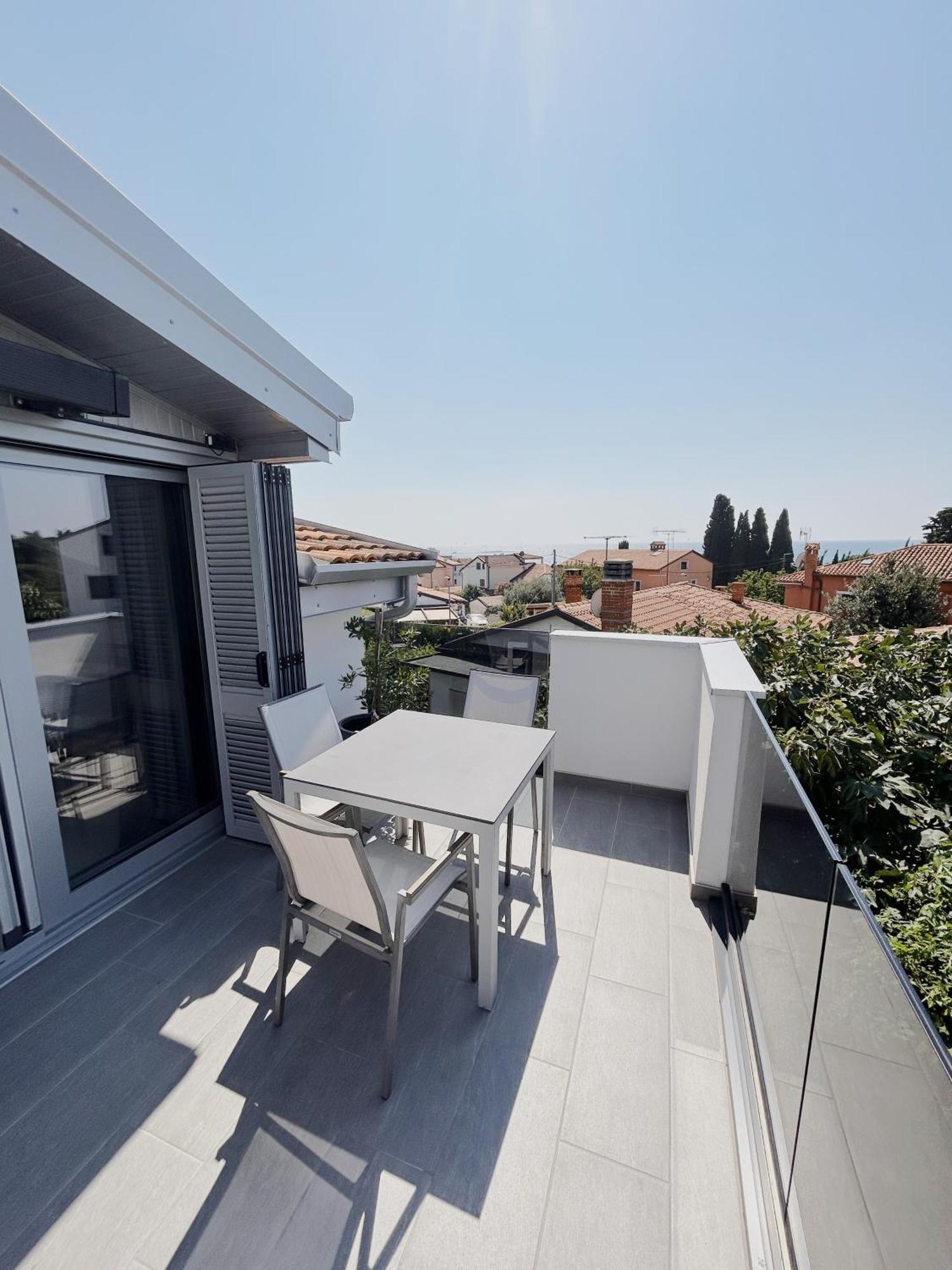 Sunny House Apartment Zambratija  Exterior photo